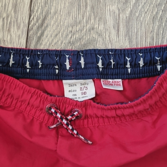 Zara Baby Shark Swim Short - Picture 2 of 3